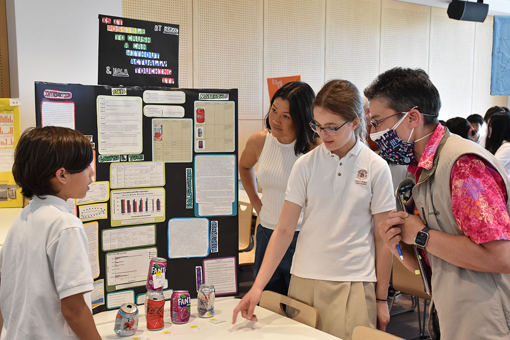 stjoseph_admin/achievement_images/science fair.jpg